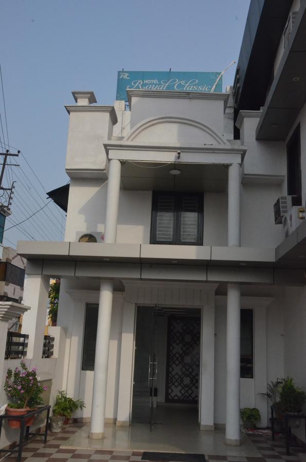 Hotel Royal Classic Bareilly Exterior foto